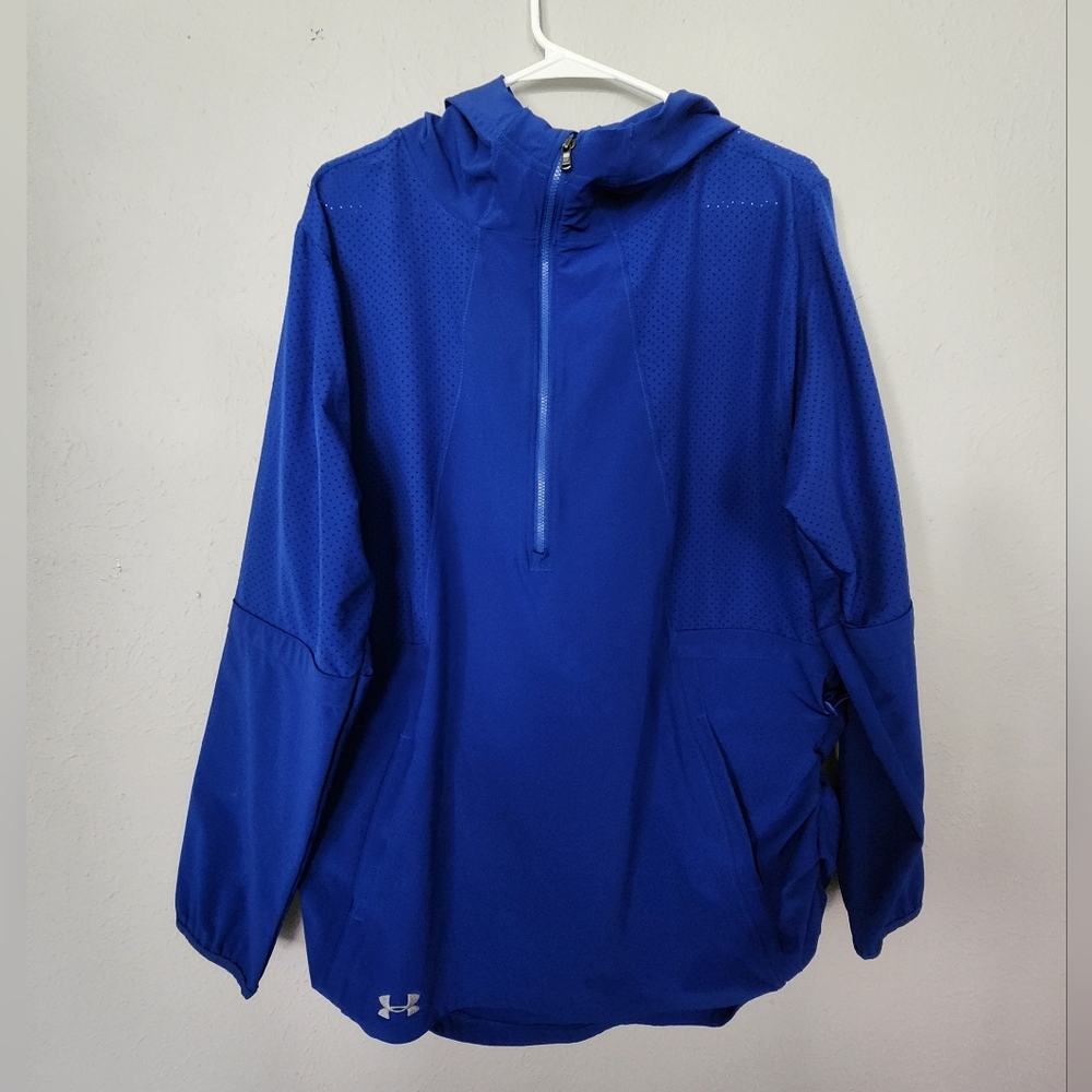 Under Armour Blue HeatGear Top